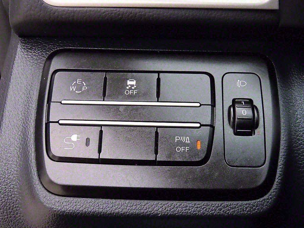 Ssangyong Tivoli - Vista 12