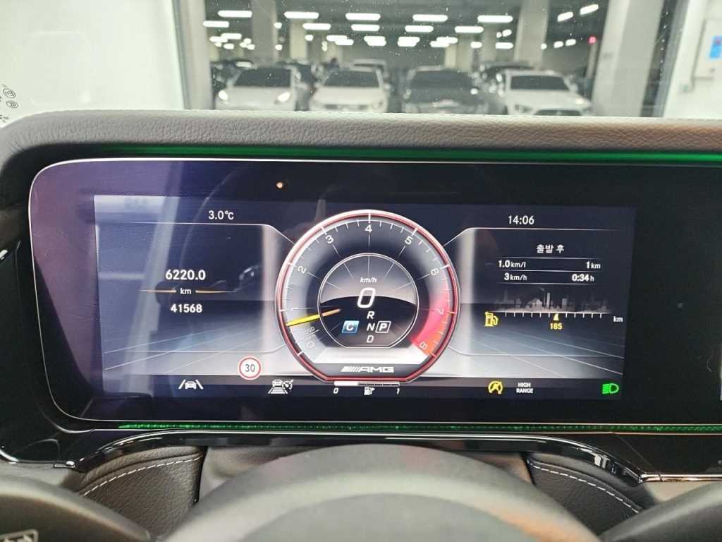 Mercedes Benz G Class (G Wagen) - Vista 6