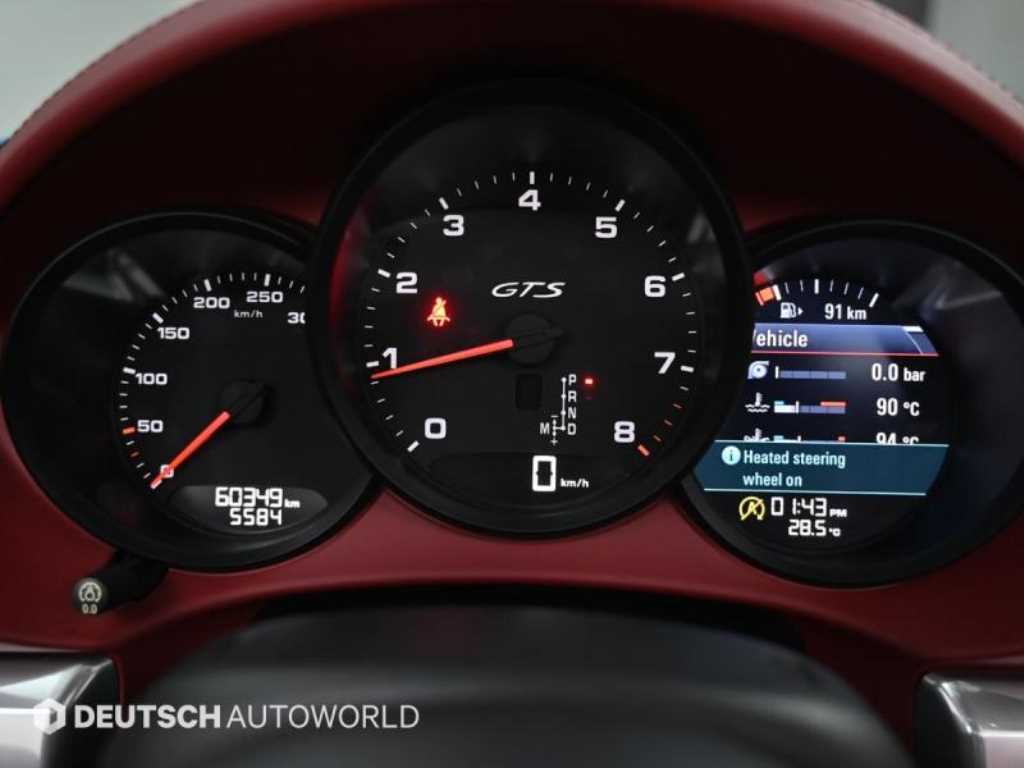 Porsche 718 - Vista 8