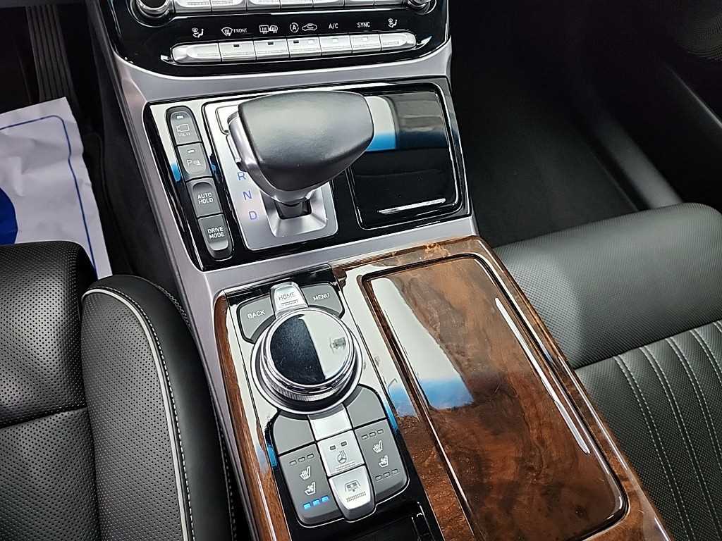 Genesis EQ900 - Vista 8