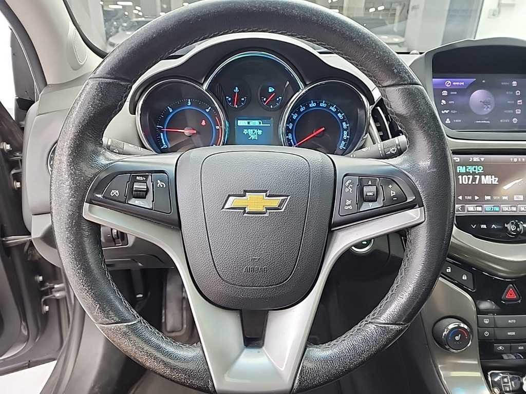 Chevrolet Cruise - Vista 9