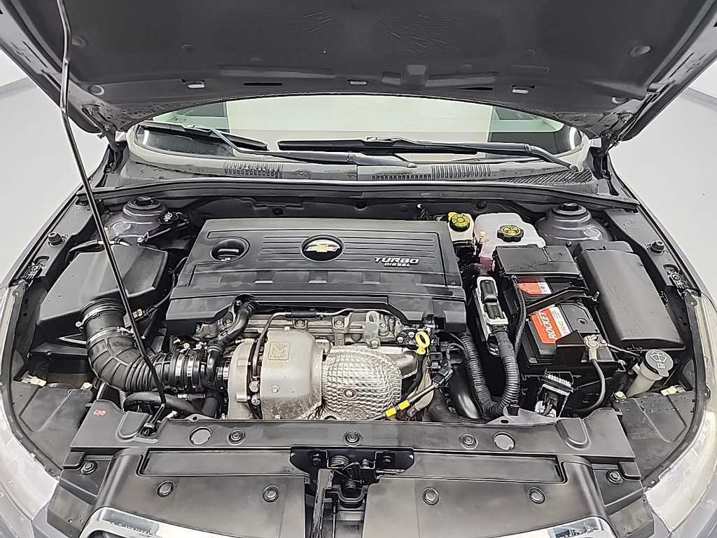 Chevrolet Cruise - Vista 5