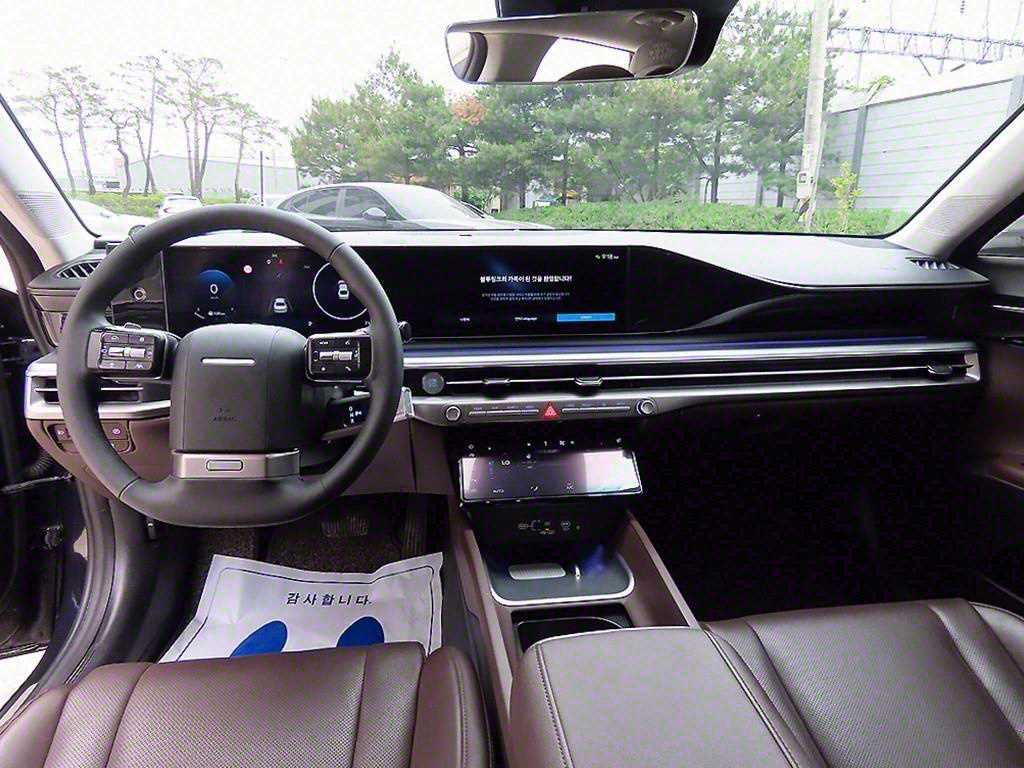 HYUNDAI Grandeur - Vista 7