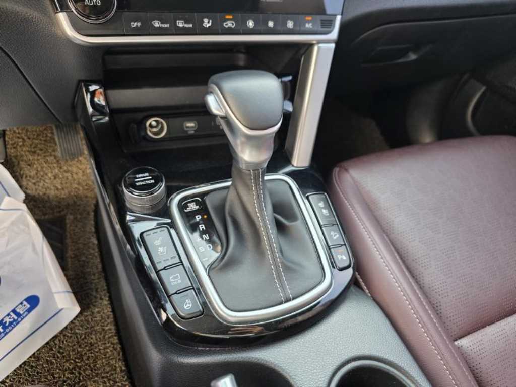 KIA Seltos 2022 Negro - Importación desde Corea - HF Imports Iquique - Foto 13