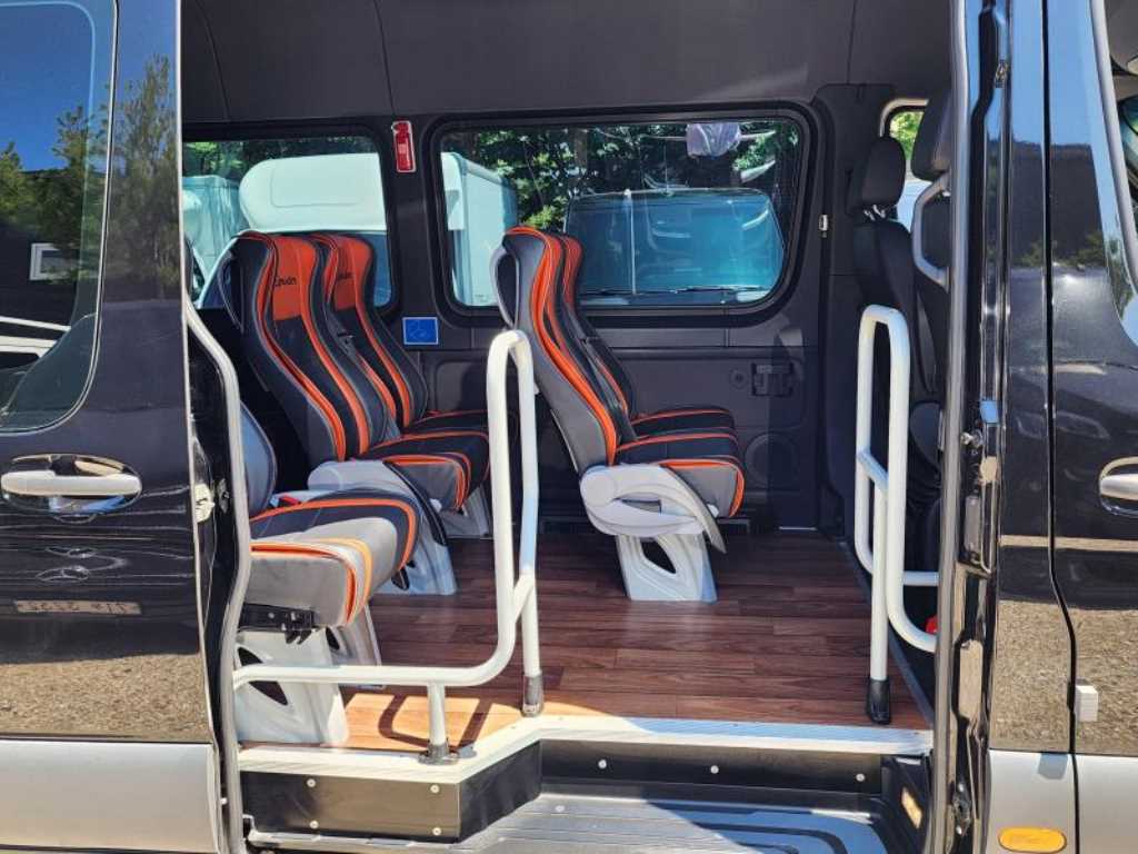 Mercedes Benz Sprinter 2023 Negro - Importación desde Corea - HF Imports Iquique - Foto 15