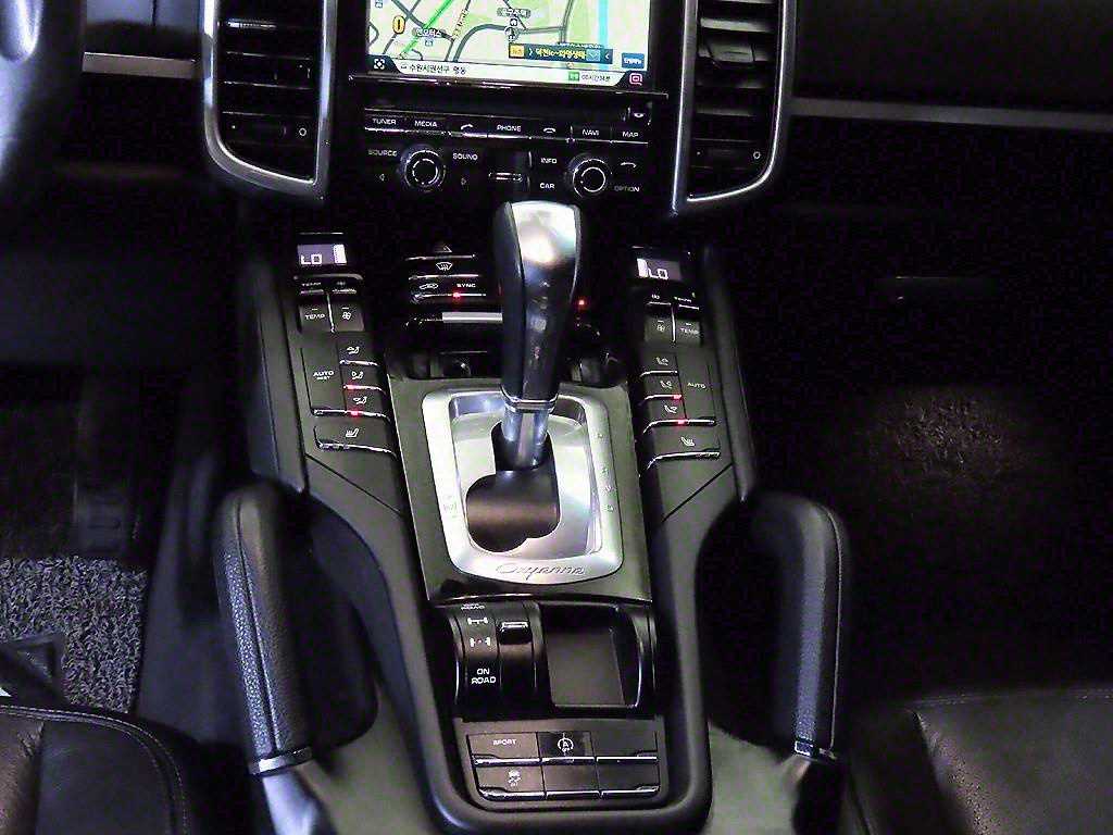 Porsche Cayenne - Vista 12