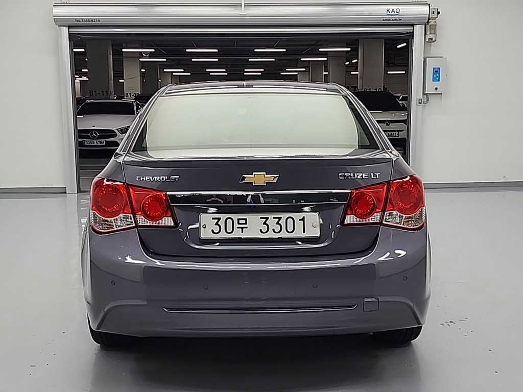 Chevrolet Cruise - Vista 3