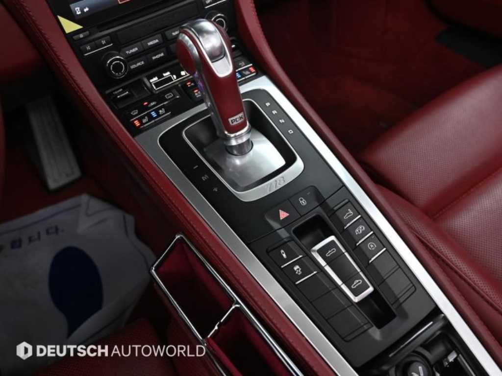 Porsche 718 - Vista 9