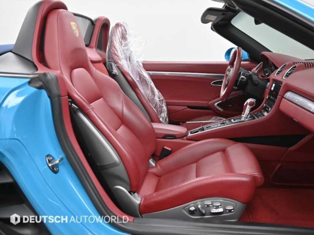 Porsche 718 - Vista 10