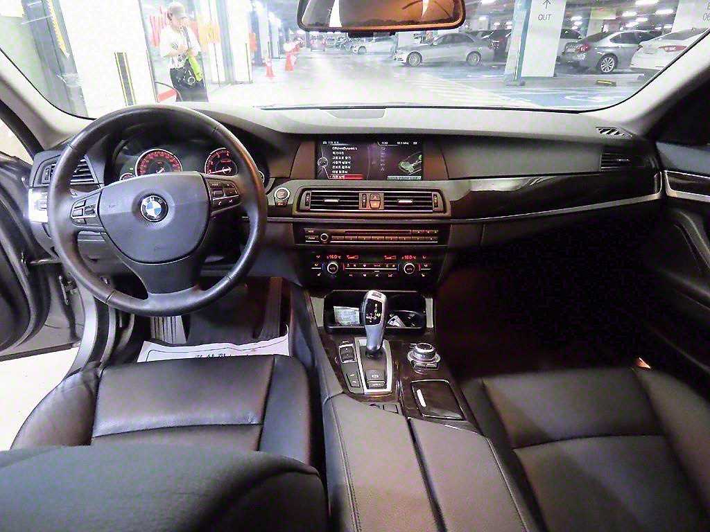 BMW 5 Series - Vista 10