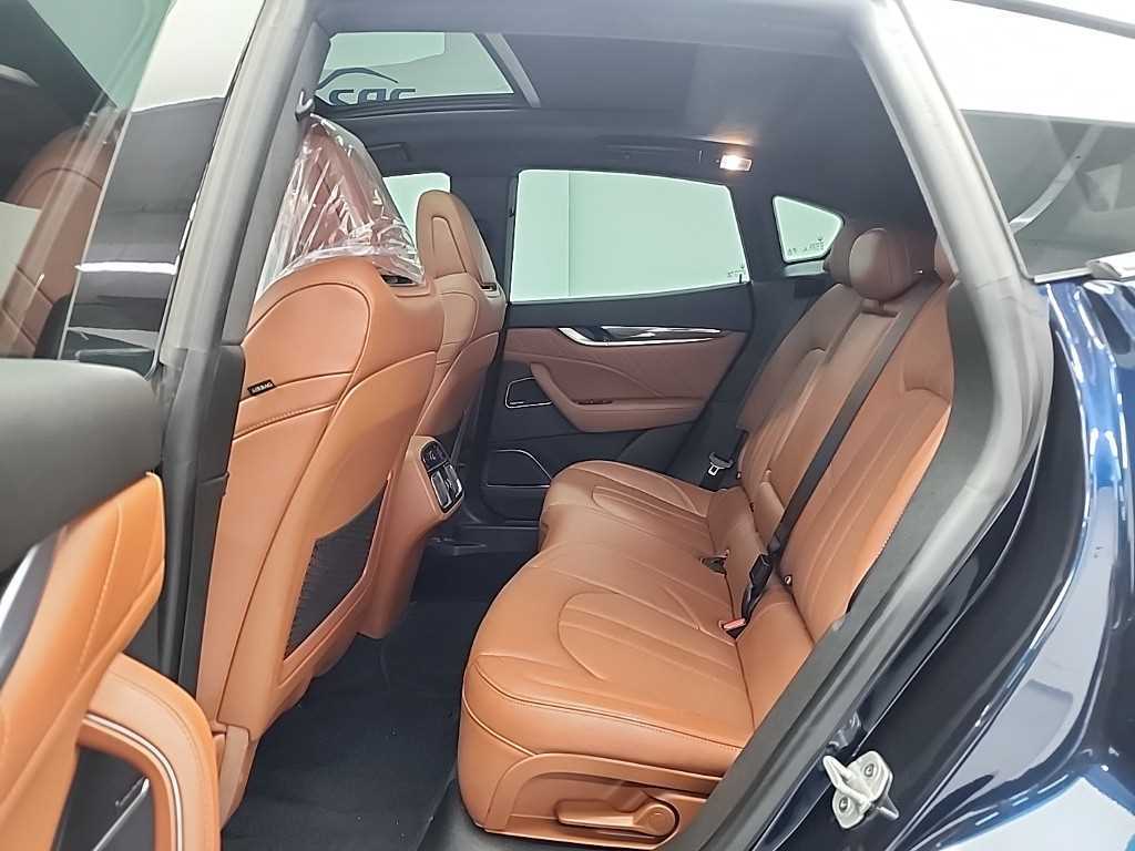 Maserati Levante - Vista 12