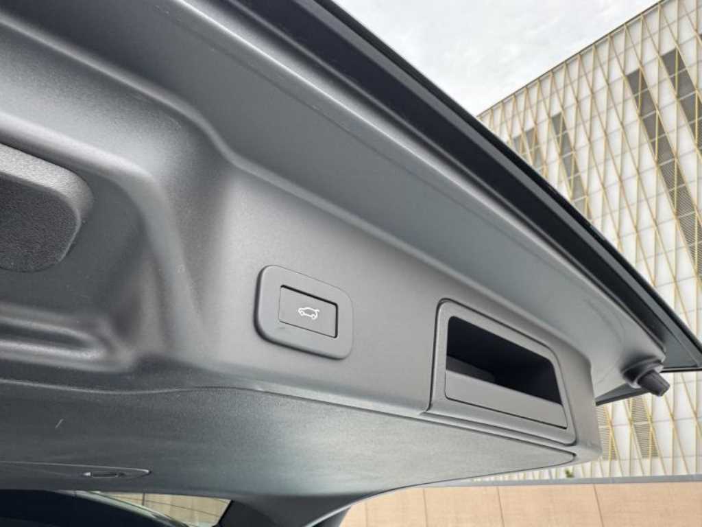 Land Rover Range Rover Bike 2024 Negro - Importación desde Corea - HF Imports Iquique - Foto 17