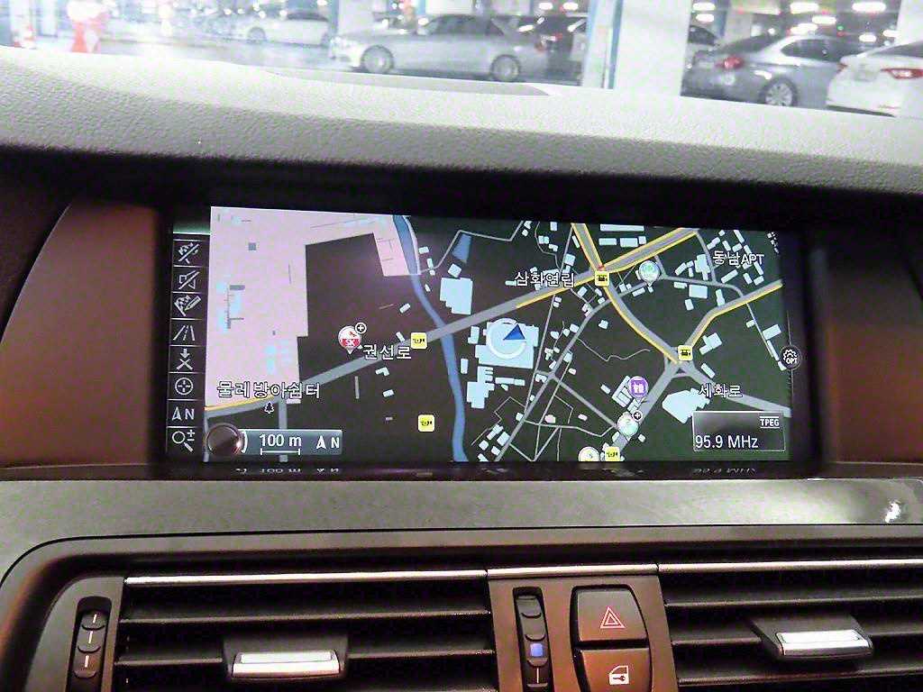 BMW 5 Series 2013 Gris - Importación desde Corea - HF Imports Iquique - Foto 13