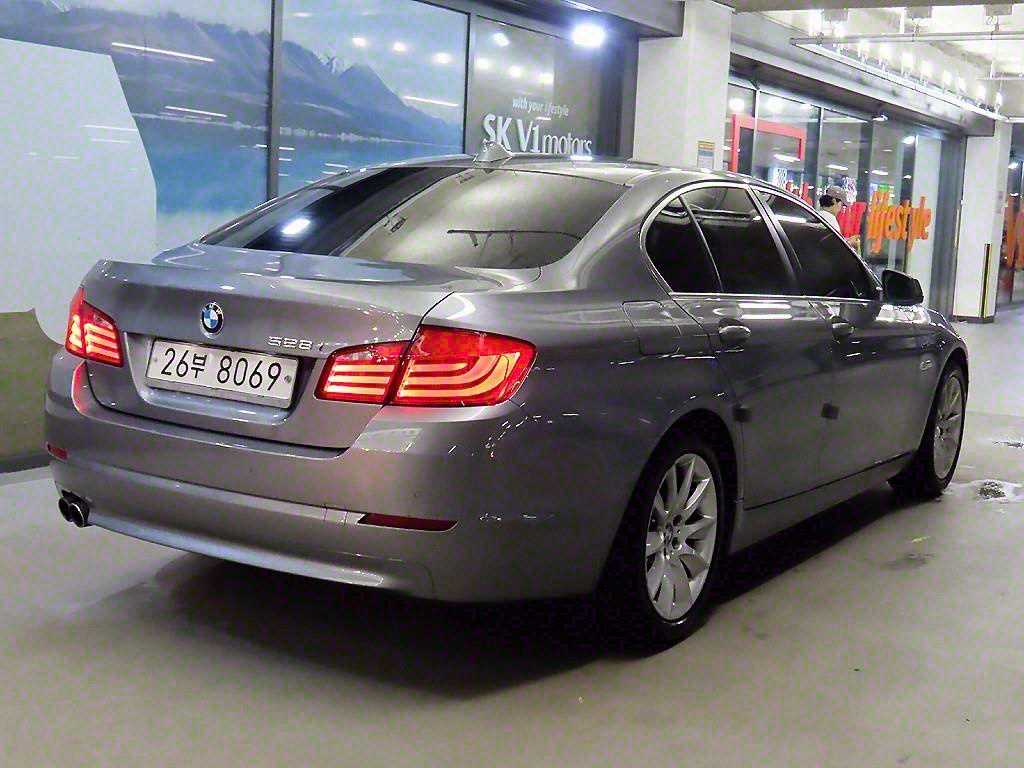 BMW 5 Series - Vista 4