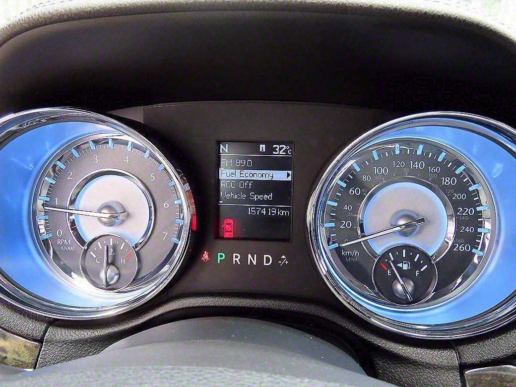 Chrysler 300C - Vista 9