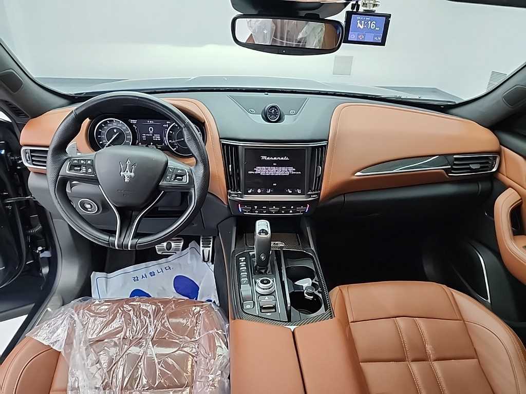 Maserati Levante - Vista 7