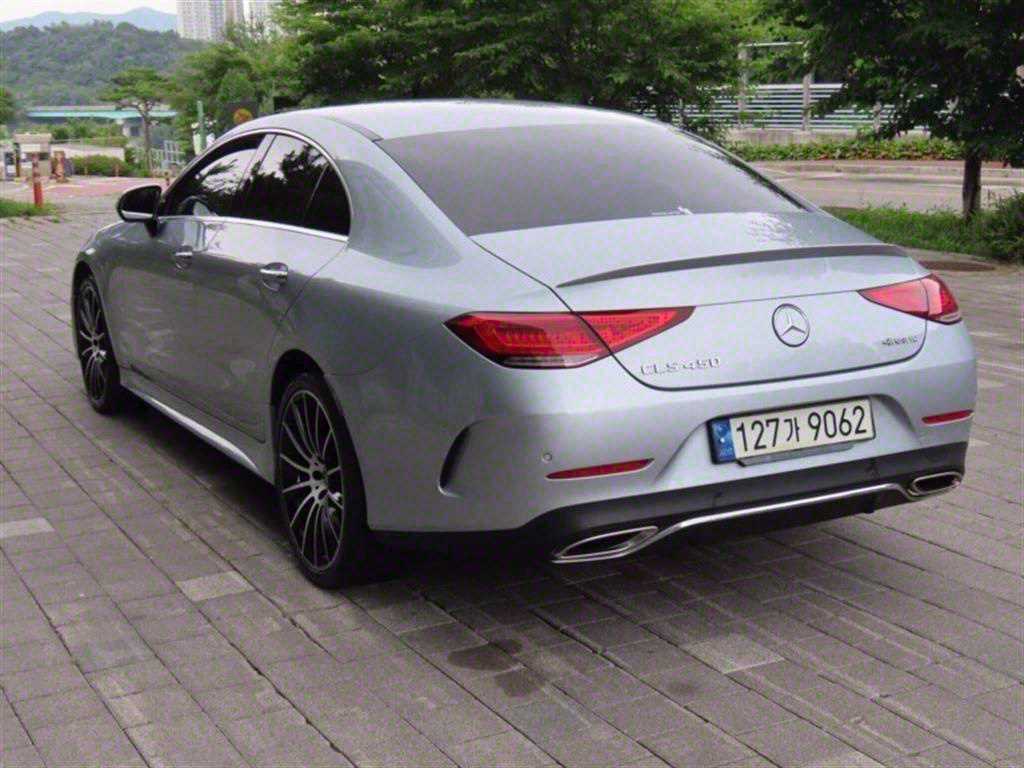 Mercedes Benz CLS Class - Vista 4