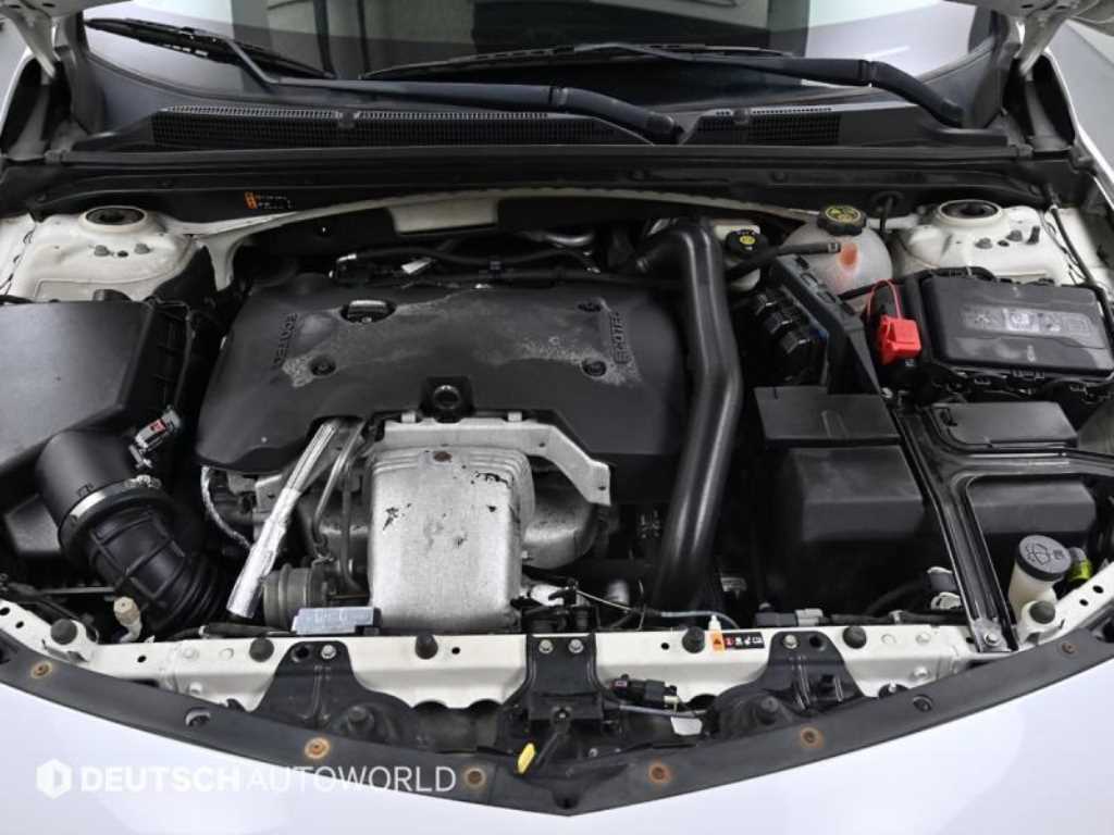 Chevrolet Malibu - Vista 5