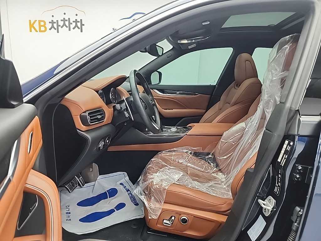 Maserati Levante - Vista 11