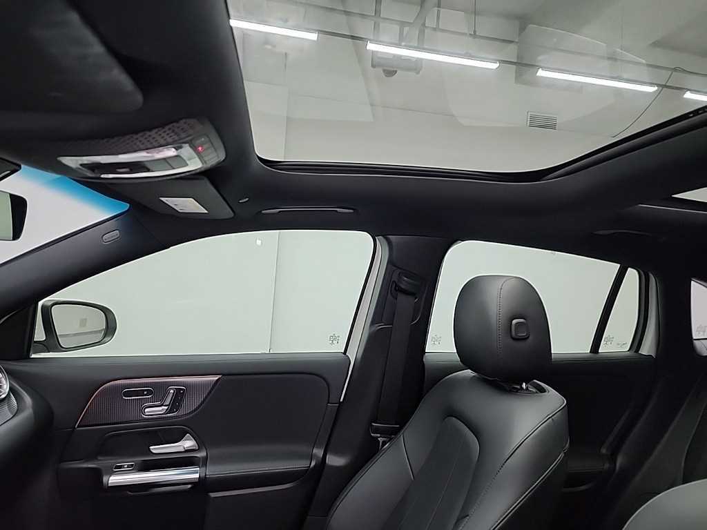 Mercedes Benz GLA Class 2021 Blanco - Importación desde Corea - HF Imports Iquique - Foto 13