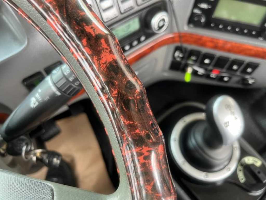 medium and large cargo tractor - Vista 5