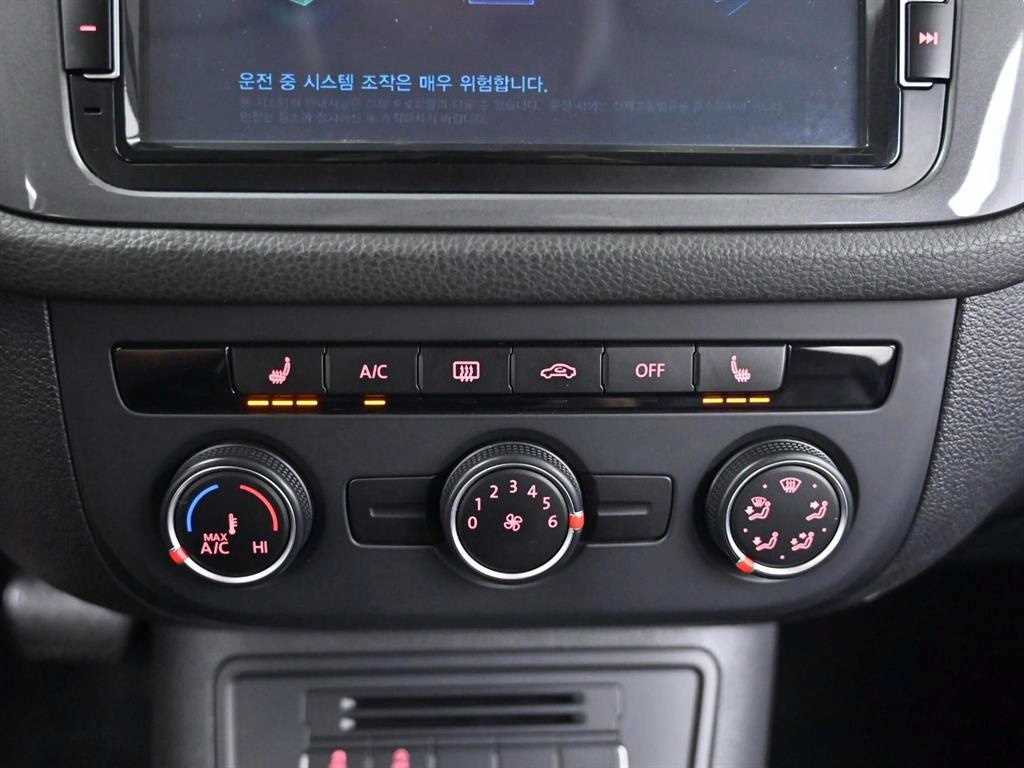 Volkswagen Tiguan 2016 Negro - Importación desde Corea - HF Imports Iquique - Foto 17