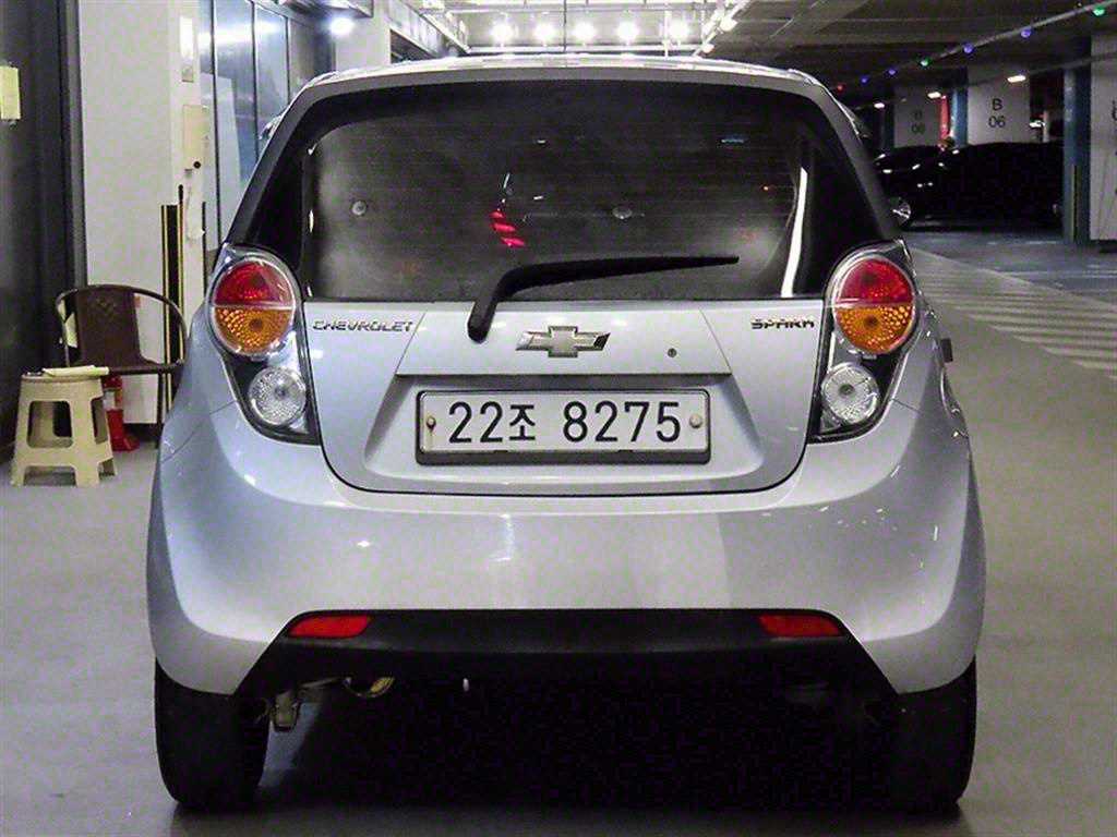 Chevrolet Spark - Vista 5