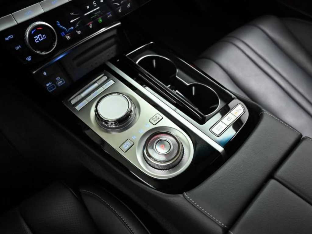 Genesis G80 - Vista 9