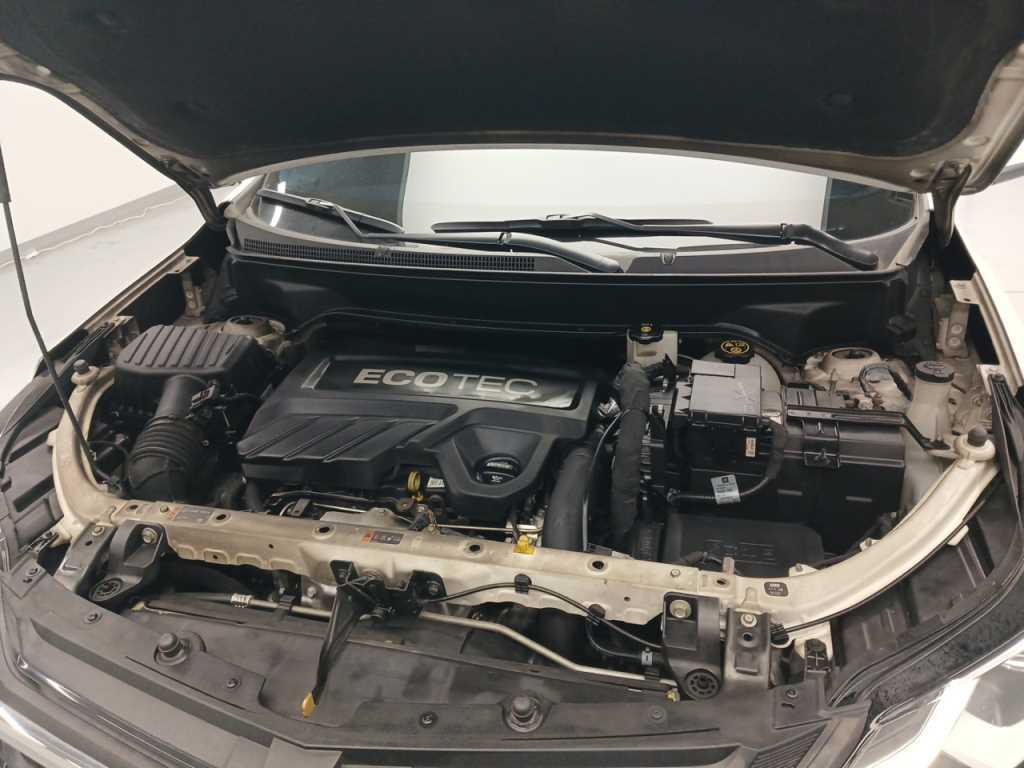 Chevrolet Equinox - Vista 5