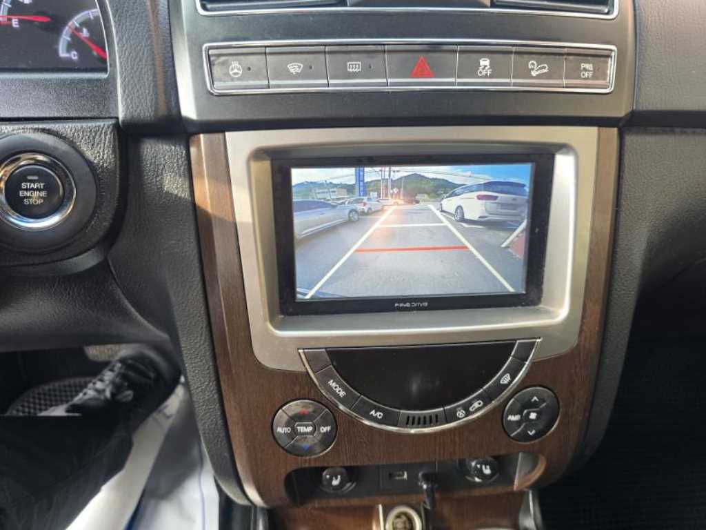 Ssangyong Rexton - Vista 12