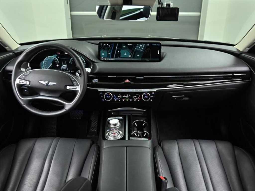 Genesis G80 - Vista 7