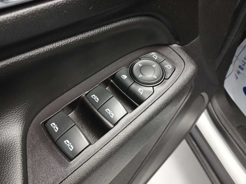 Chevrolet Equinox 2020 Blanco - Importación desde Corea - HF Imports Iquique - Foto 17