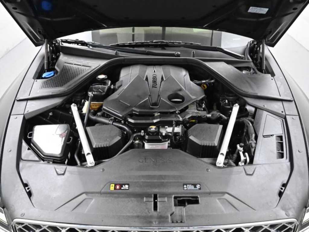 Genesis G80 - Vista 6