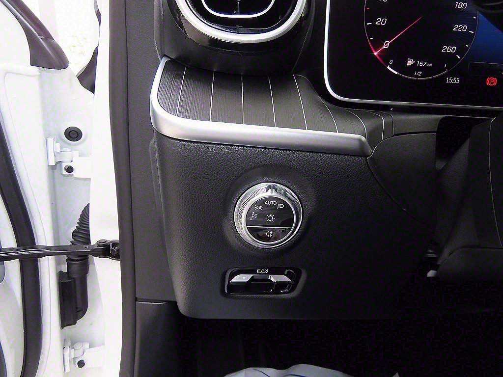 Mercedes Benz C Class - Vista 12