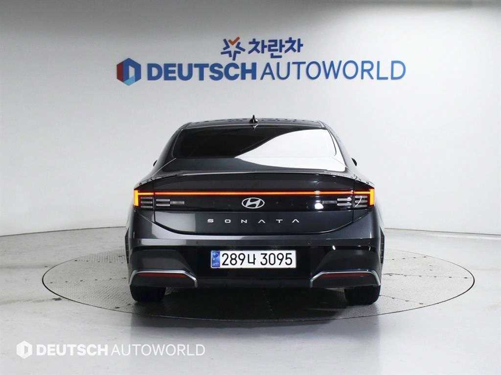 HYUNDAI Sonata - Vista 4