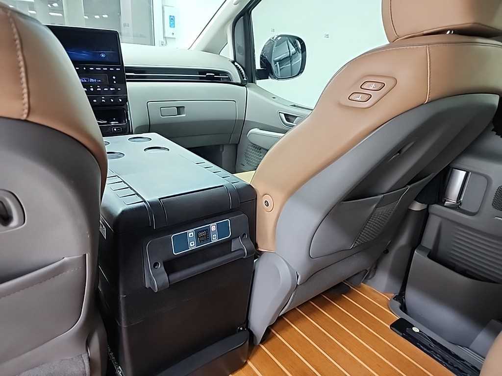 HYUNDAI Staria 2022 Negro - Importación desde Corea - HF Imports Iquique - Foto 13