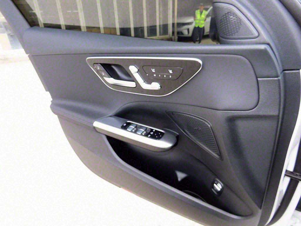 Mercedes Benz C Class - Vista 11