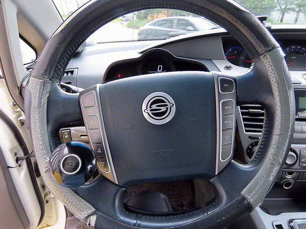 Ssangyong Korando - Vista 10