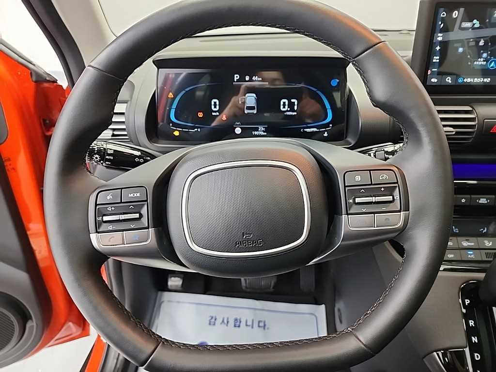 HYUNDAI Casper - Vista 9