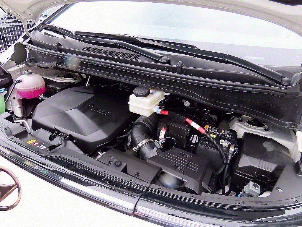 HYUNDAI Staria 2024 Blanco - Importación desde Corea - HF Imports Iquique - Foto 19