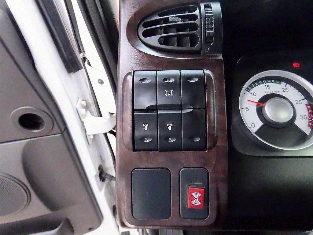 medium and large cargo truck 2017 Blanco - Importación desde Corea - HF Imports Iquique - Foto 14