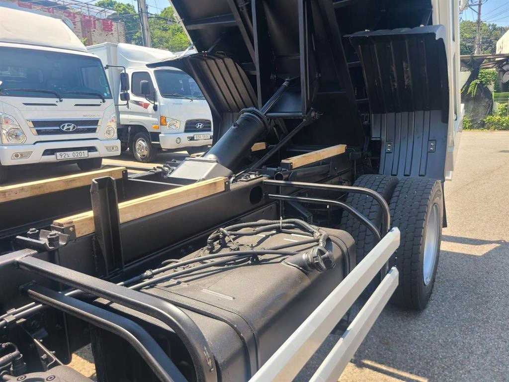 medium and large cargo dump 2017 Blanco - Importación desde Corea - HF Imports Iquique - Foto 14