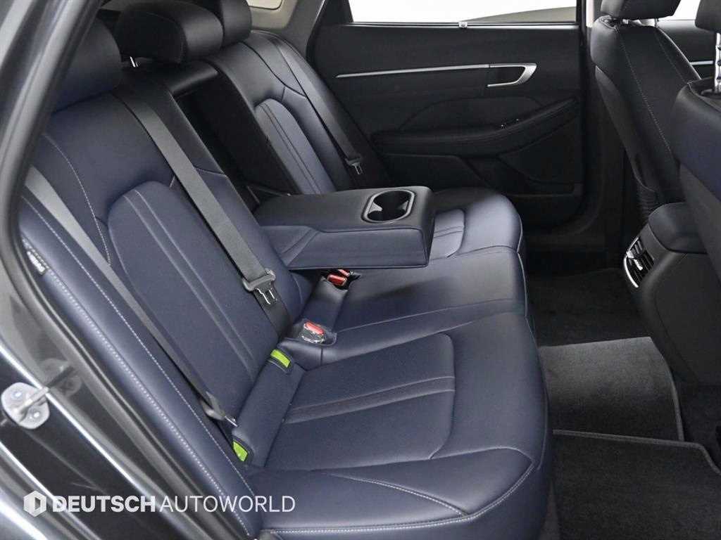 HYUNDAI Sonata - Vista 12