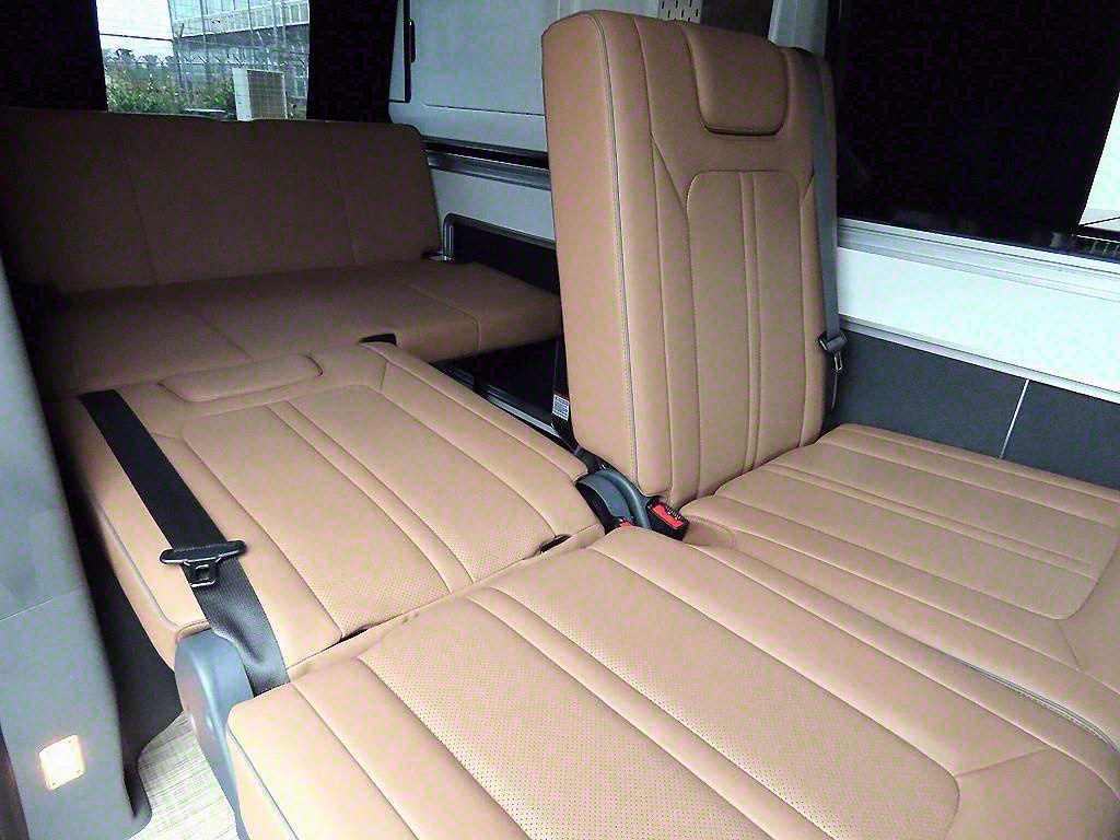 HYUNDAI Staria - Vista 8