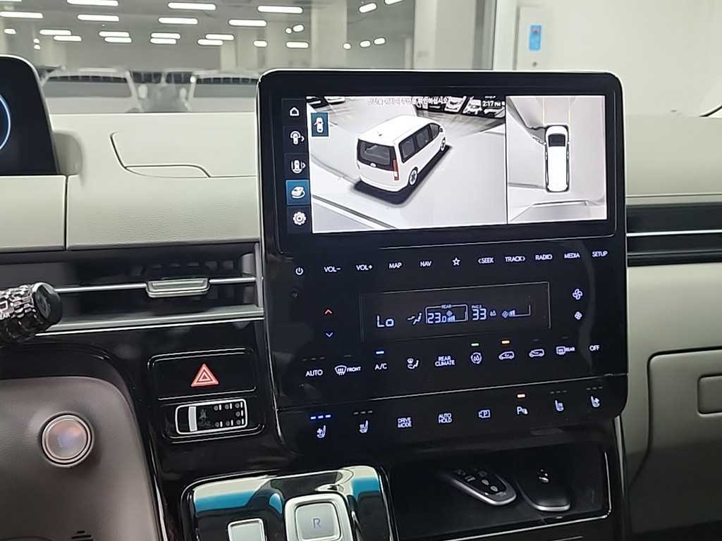 HYUNDAI Staria - Vista 10