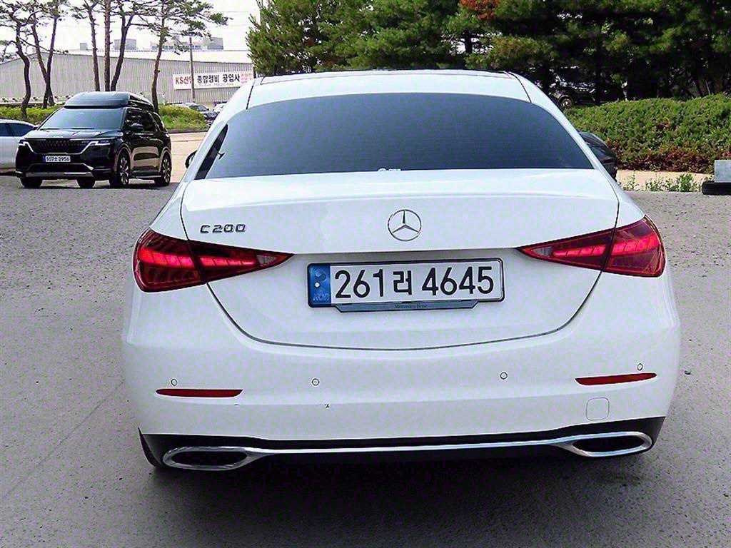 Mercedes Benz C Class - Vista 4