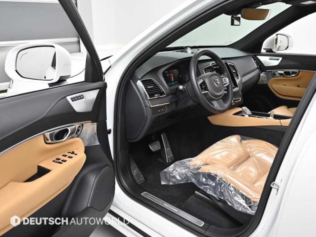 Volvo XC90 - Vista 11