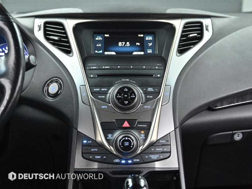 HYUNDAI Grandeur - Vista 7