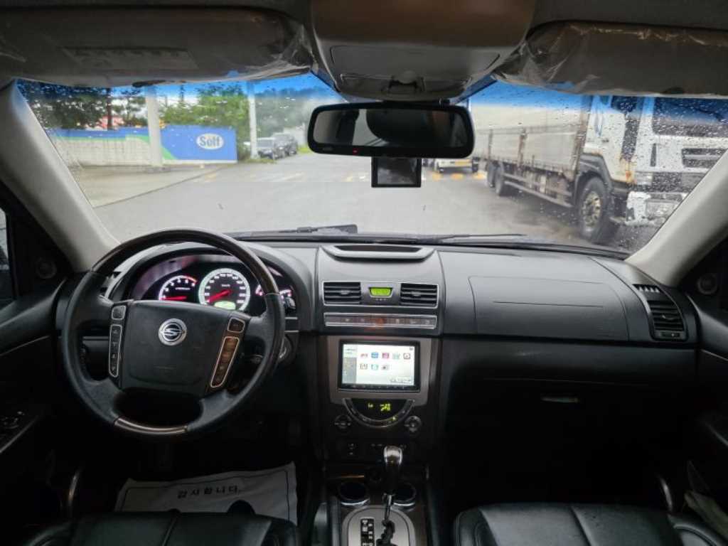 Ssangyong Rexton - Vista 11