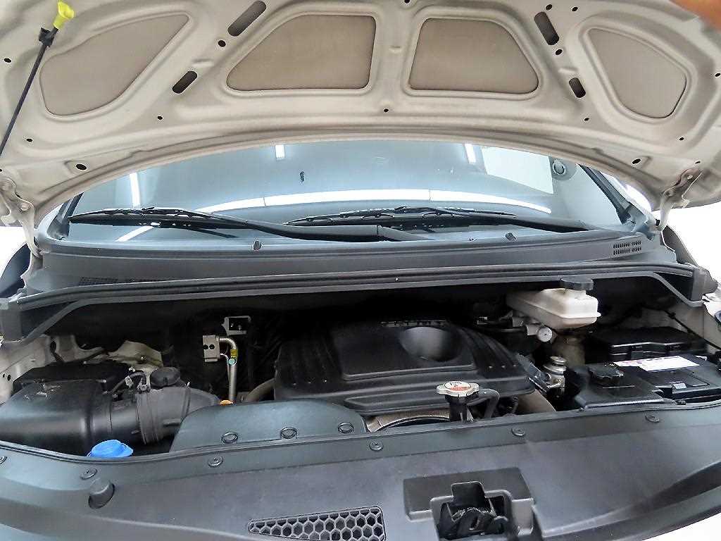 HYUNDAI Starex 2016 Blanco - Importación desde Corea - HF Imports Iquique - Foto 20